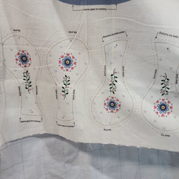 VIP Cranston Keepsake Prancing Rocking Horse Cut&Sew /Stuff /Craft Fabric Panel - Picture 6 of 8